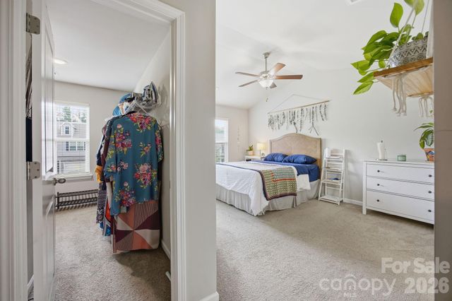 10041 Brittondale Lane, Charlotte, NC 28215