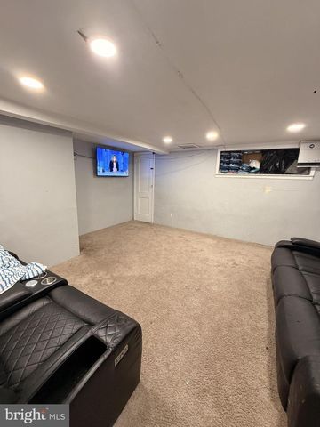 7104 SOUDER ST, Philadelphia, PA 19149