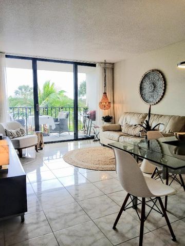 1830 Embassy Drive 309, West Palm Beach, FL 33401