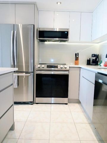 1830 Embassy Drive 309, West Palm Beach, FL 33401