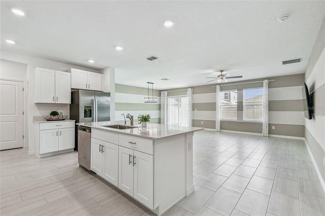 35127 BRACKETT BEND, Zephyrhills, FL 33541