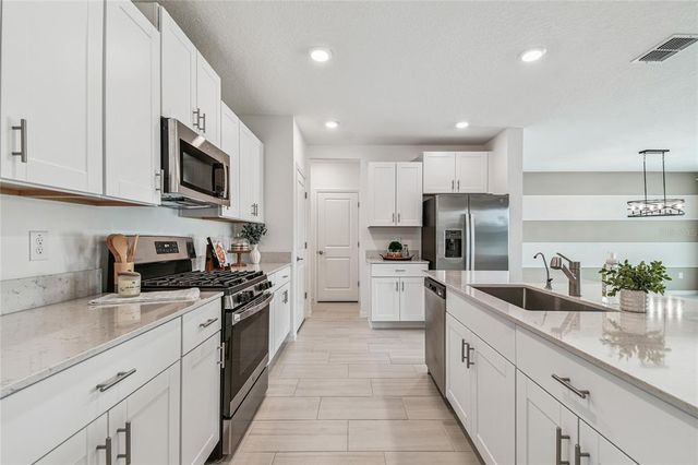 35127 BRACKETT BEND, Zephyrhills, FL 33541