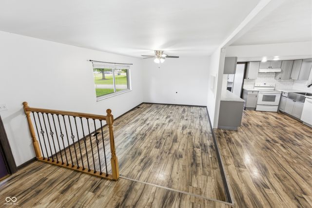5023 Shelbyville Road, Indianapolis, IN 46237