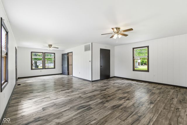 5023 Shelbyville Road, Indianapolis, IN 46237