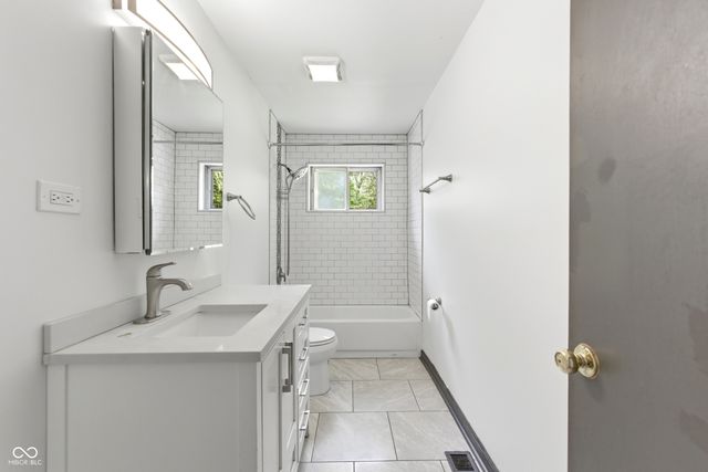5023 Shelbyville Road, Indianapolis, IN 46237