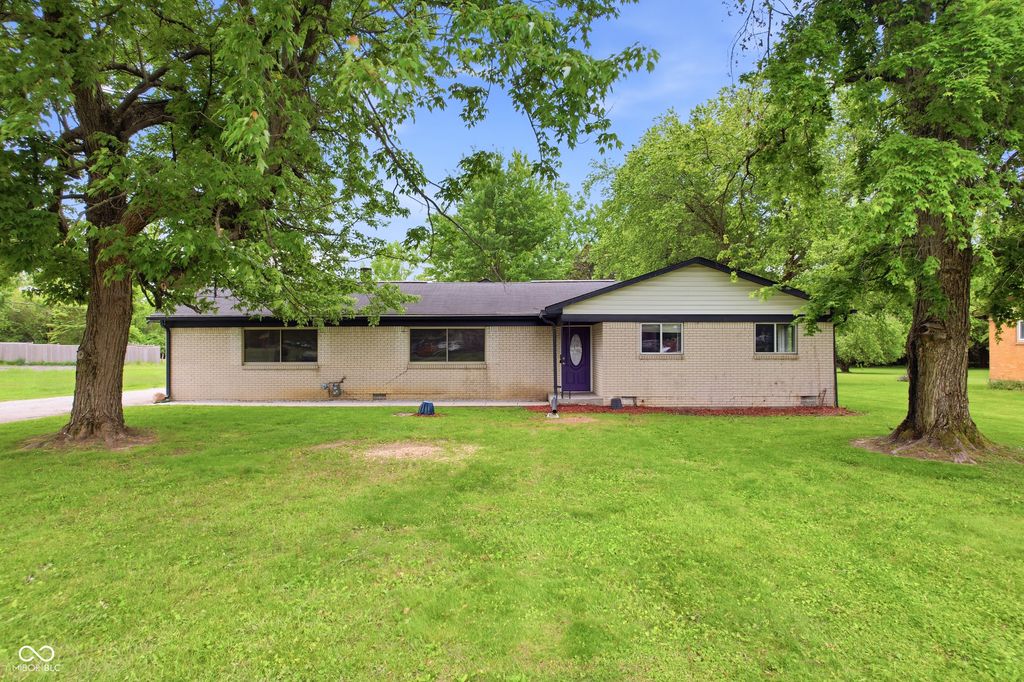 5023 Shelbyville Road, Indianapolis, IN 46237