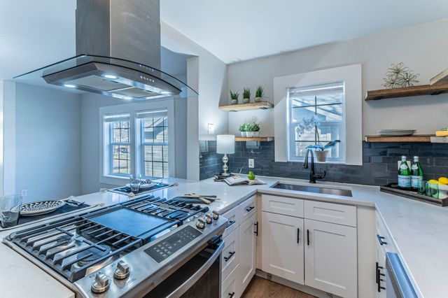 922 S Waverly Drive, Dallas, TX 75208