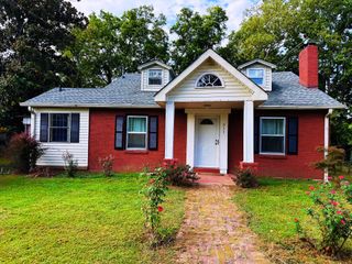 311 W 15th St, Columbia, TN 38401