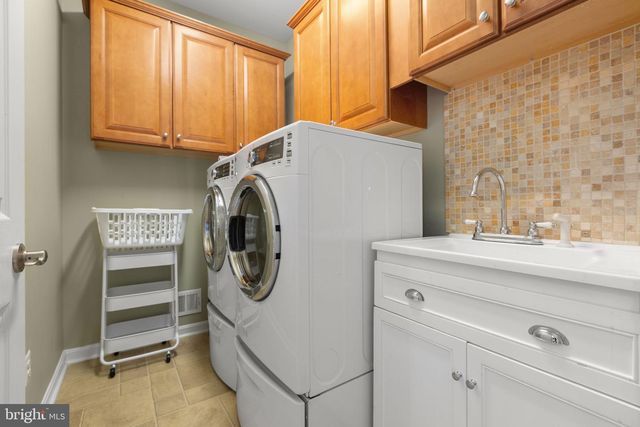 12 WISTER DR, Fredericksburg, VA 22405