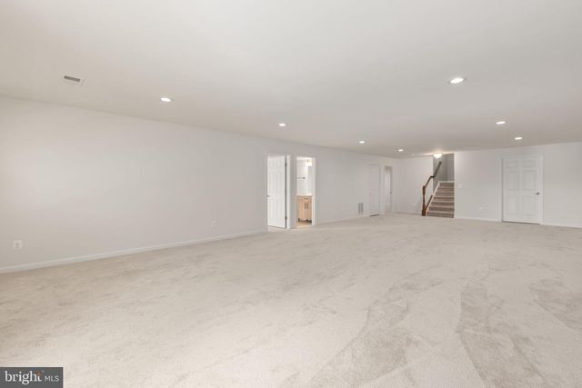 12 WISTER DR, Fredericksburg, VA 22405