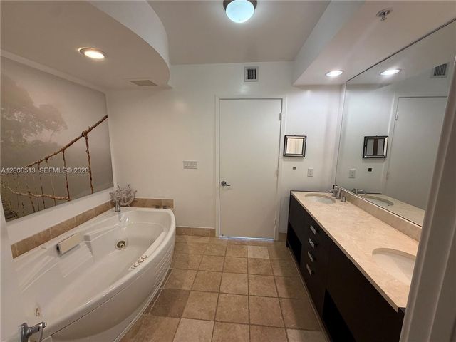18201 Collins Avenue 5105, Sunny Isles Beach, FL 33160