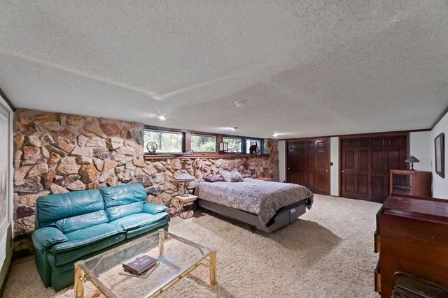 36619 Normandale DRIVE, Oconomowoc, WI 53066