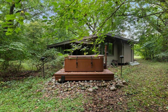 36619 Normandale DRIVE, Oconomowoc, WI 53066