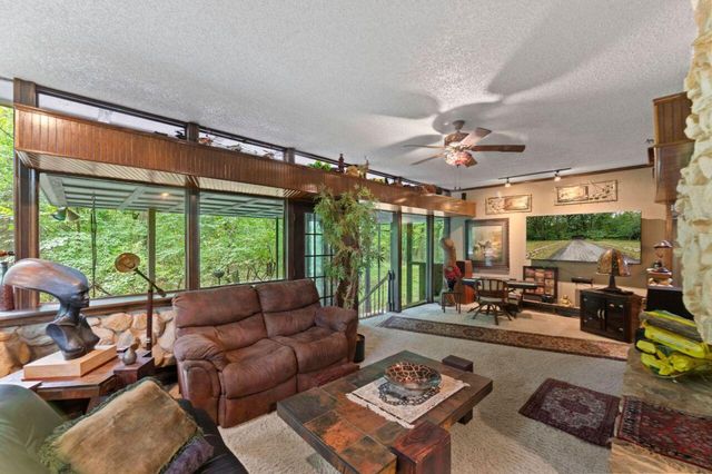 36619 Normandale DRIVE, Oconomowoc, WI 53066