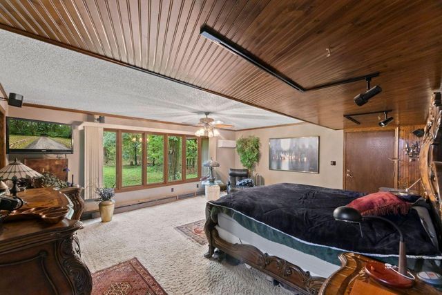 36619 Normandale DRIVE, Oconomowoc, WI 53066