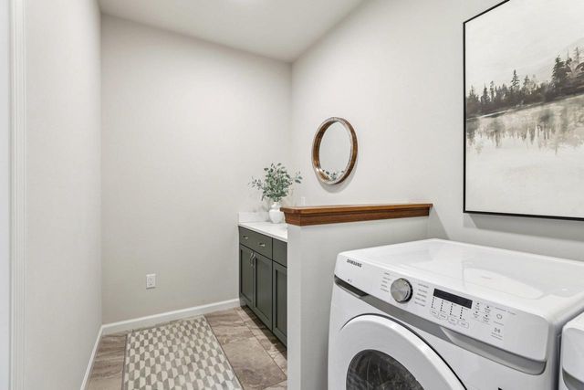 546 Buss Road, Cottage Grove, WI 53527