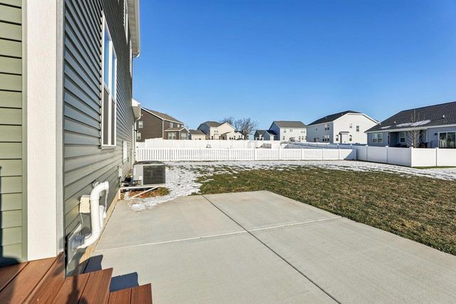 546 Buss Road, Cottage Grove, WI 53527