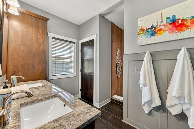 6497 Summit Pine Lane NW, Rochester, MN 55901