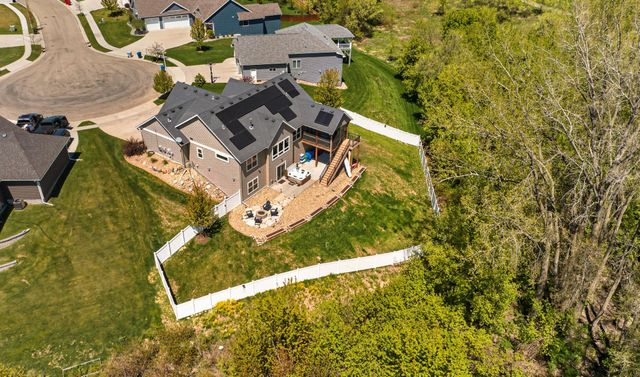 6497 Summit Pine Lane NW, Rochester, MN 55901