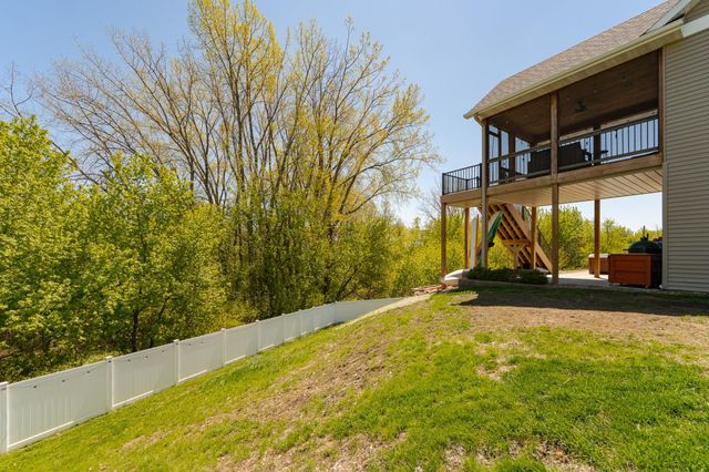 6497 Summit Pine Lane NW, Rochester, MN 55901