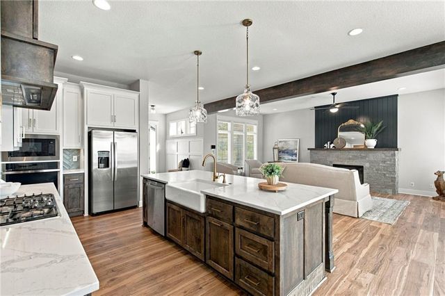 1505 SW Arbormill Terrace, Lee's Summit, MO 64082