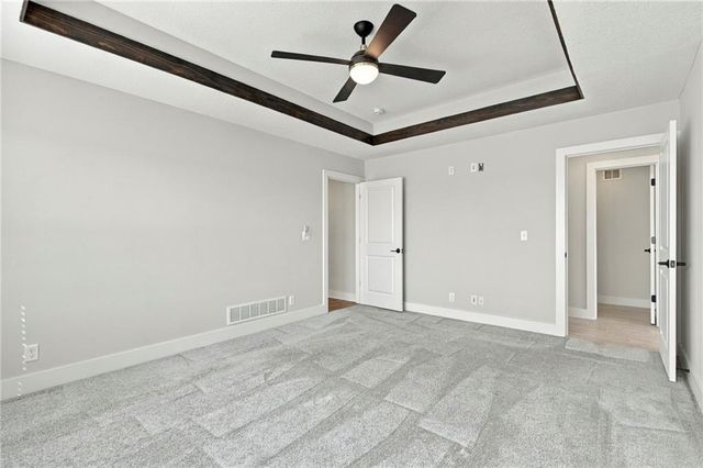 1505 SW Arbormill Terrace, Lee's Summit, MO 64082