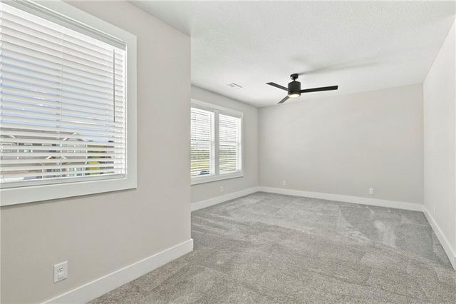 1505 SW Arbormill Terrace, Lee's Summit, MO 64082