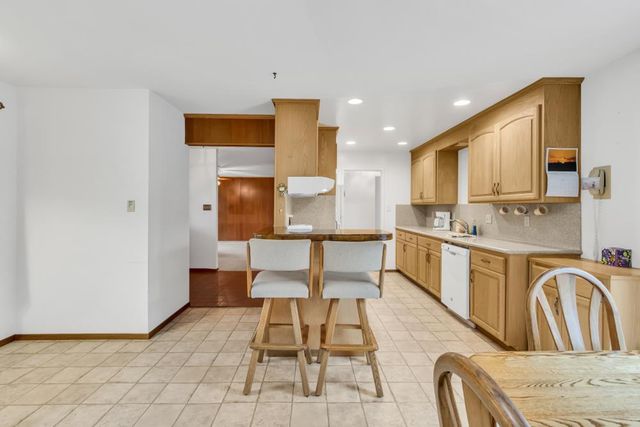 6311 Cassady Way, Carmichael, CA 95608