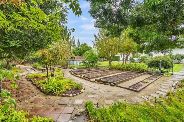 6311 Cassady Way, Carmichael, CA 95608