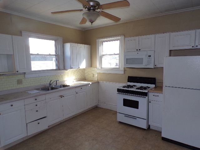 1527 N Marquette Street, Davenport, IA 52804