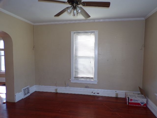 1527 N Marquette Street, Davenport, IA 52804