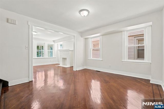 299 Smith Street, Newark, NJ 07106