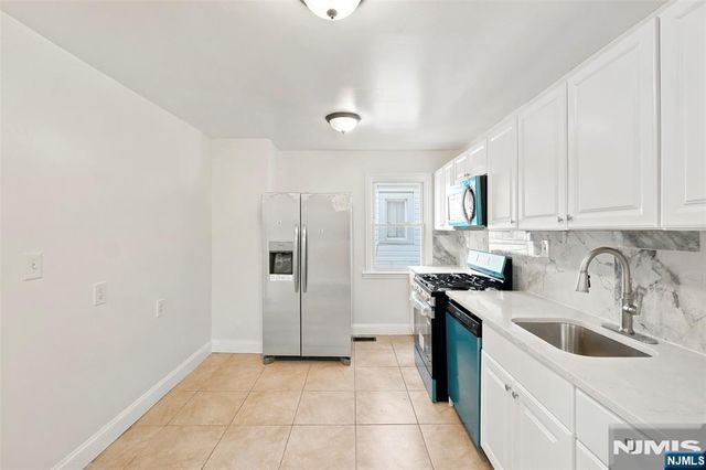 299 Smith Street, Newark, NJ 07106