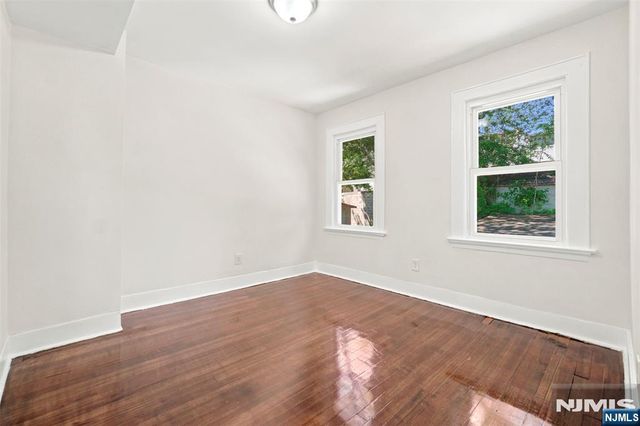 299 Smith Street, Newark, NJ 07106