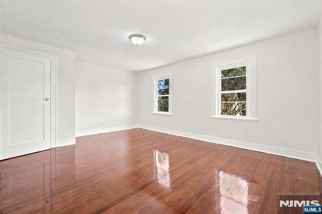299 Smith Street, Newark, NJ 07106