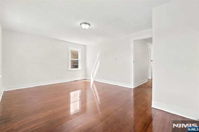 299 Smith Street, Newark, NJ 07106