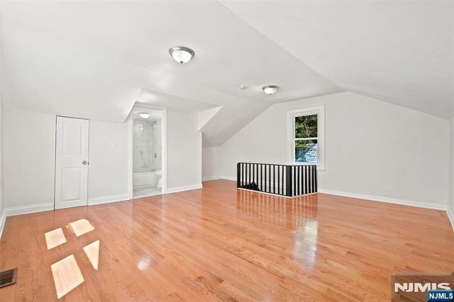 299 Smith Street, Newark, NJ 07106