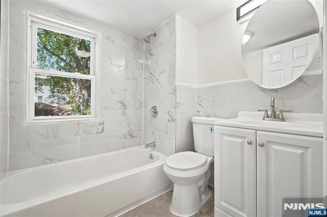 299 Smith Street, Newark, NJ 07106