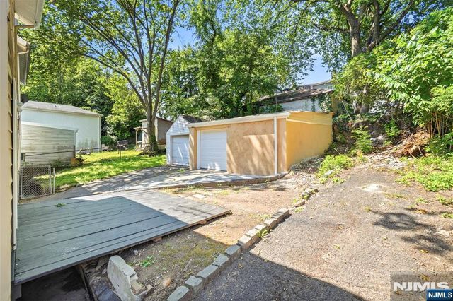 299 Smith Street, Newark, NJ 07106