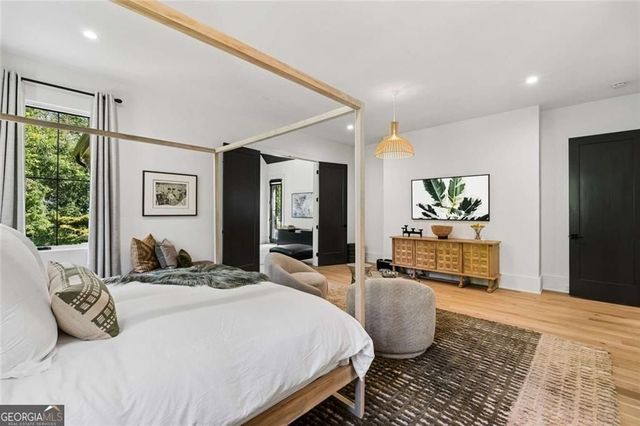 765 Heards Ferry Road, Sandy Springs, GA 30328