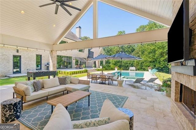 765 Heards Ferry Road, Sandy Springs, GA 30328