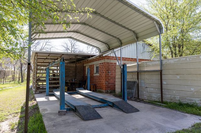 9885 County Road 270, Hico, TX 76457