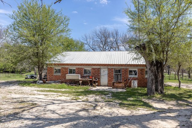 9885 County Road 270, Hico, TX 76457