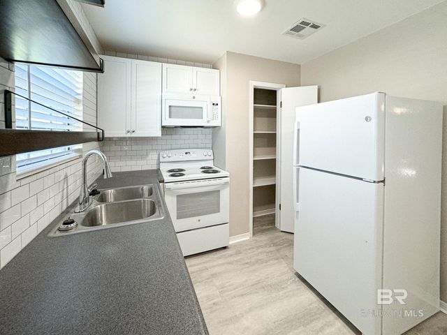 6385 Schoel Lane 11, Gulf Shores, AL 36542