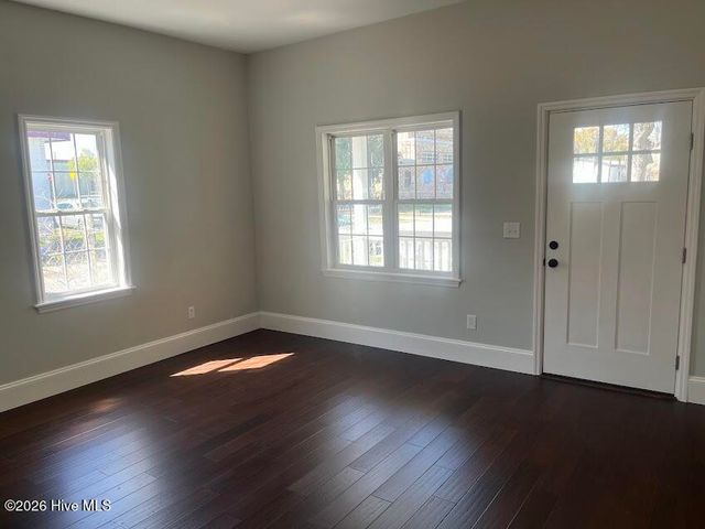 1312 Dock Street, Wilmington, NC 28401