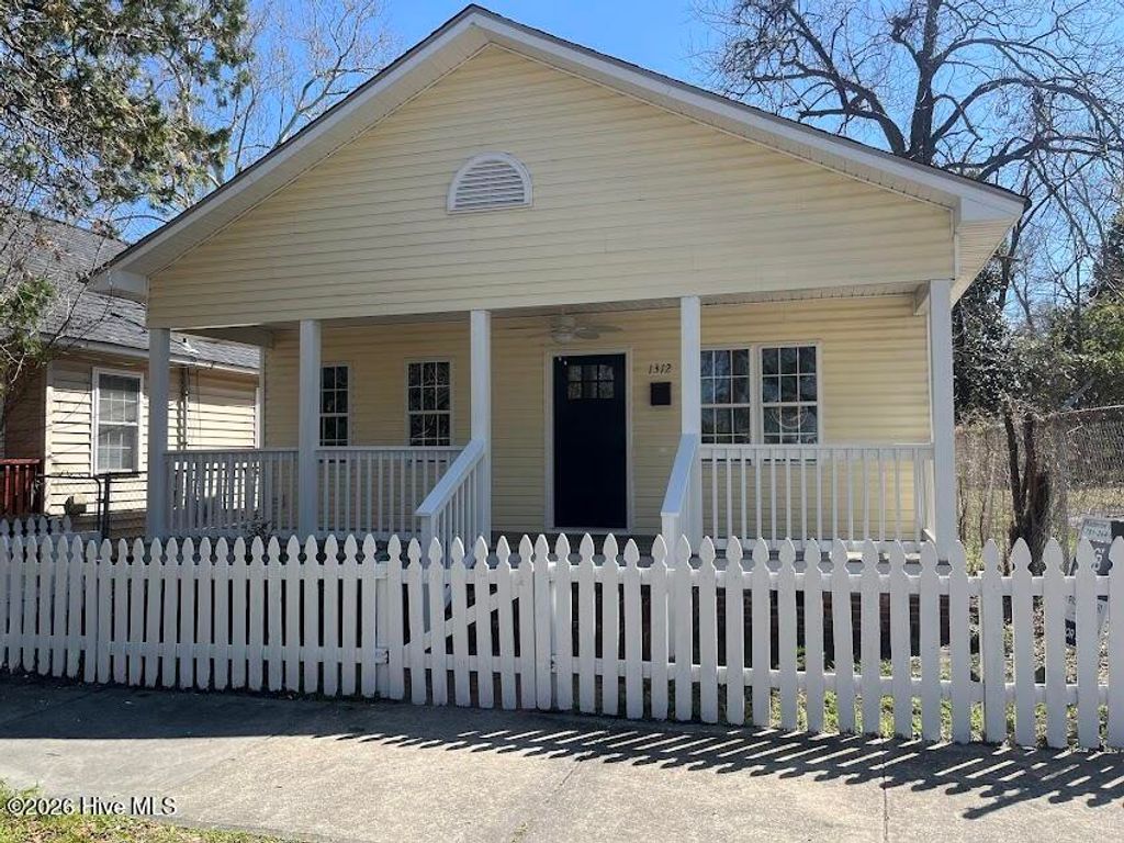 1312 Dock Street, Wilmington, NC 28401