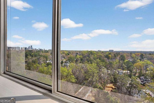 2479 Peachtree Road NE 1517, Atlanta, GA 30305