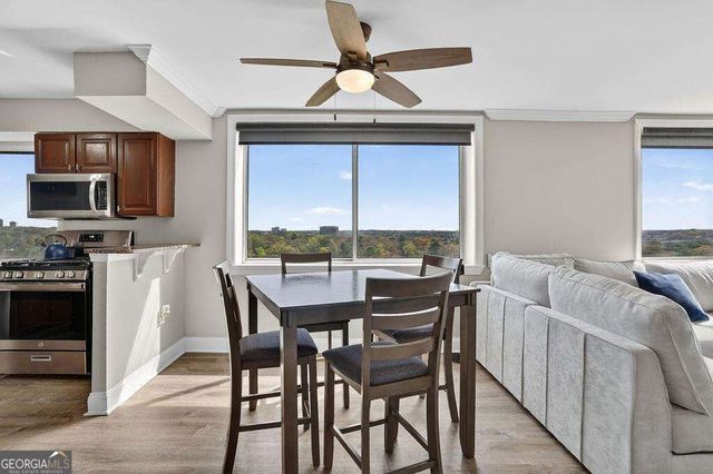 2479 Peachtree Road NE 1517, Atlanta, GA 30305