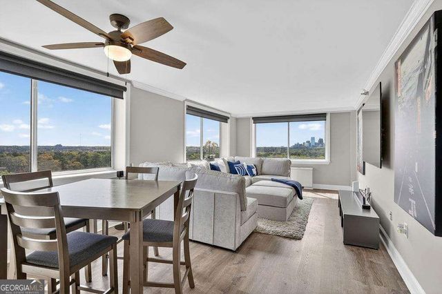 2479 Peachtree Road NE 1517, Atlanta, GA 30305