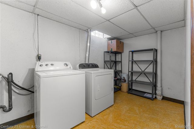 15 Kimberly Lane 56, Dearborn, MI 48120